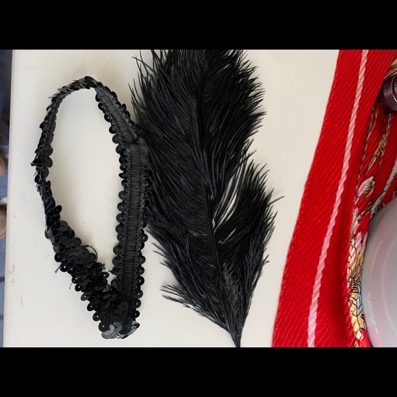 Roaring 20s Flapper costume - Picture 5 of 7